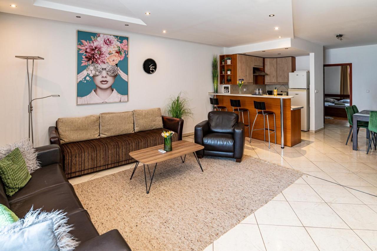 Elite Center Apartman Szegedin Exterior foto
